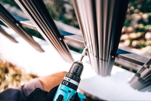 Как выбрать материал для забора, учитывая климатические условия. Когда лучше устанавливать забор?