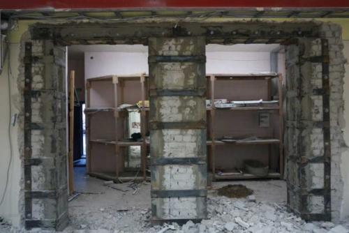 Как убрать несущую стену в деревянном доме. Как демонтировать несущие конструкции и не развалить дом