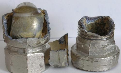 Установка крана для стиральной машины. Разновидности кранов