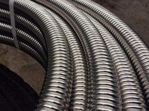 Гофрированная труба для воды. Разновидности гофротрубы из нержавейки