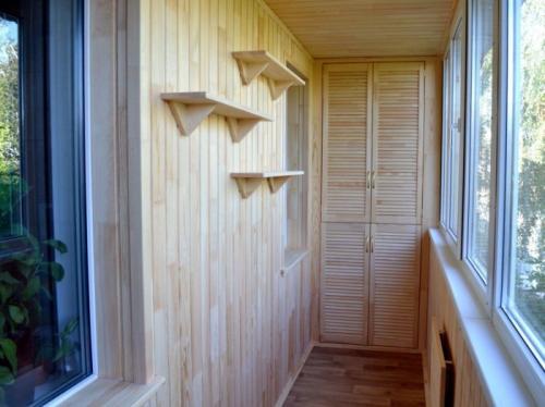 Чем отделать балкон недорого. Как красиво и недорого отделать балкон внутри своими руками