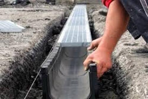 Дренажная труба, как работает. Как устроена и выглядит на схемах и картинках система дренажа, обустроенная своими руками? 05 Дренажная труба, как работает. Как устроена и выглядит на схемах и картинках система дренажа, обустроенная своими руками? 05