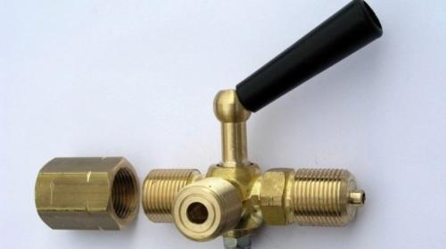 Трехходовой кран для манометра принцип работы. Выбираем трехходовой кран для манометра