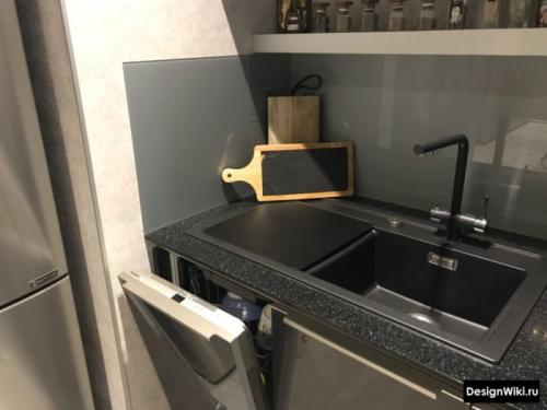 Чем заменить фартук на кухне вместо плитки. Что такое фартук и для чего он нужен на кухне 20 Чем заменить фартук на кухне вместо плитки. Что такое фартук и для чего он нужен на кухне 20