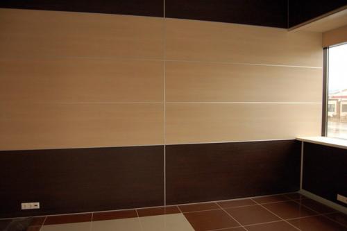 Панели под плитку для кухни. Виды пластиковой плитки