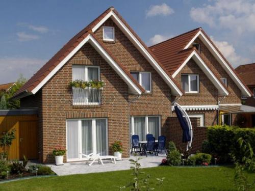 Виды фасадов для частного дома. Облицовка фасада дома. Какой материал лучше?