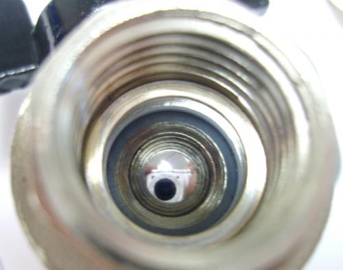 Латунь или никель сантехника. Сантехпросвет. Уро.  Как выбрать кран для воды.