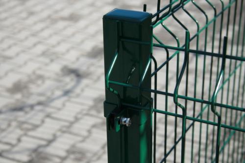 Преимущества заборов из сварной сетки: надежность и долговечность 01 Преимущества заборов из сварной сетки: надежность и долговечность 01