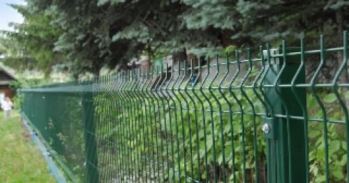 Как происходит процесс установки 3D забора в Сергиевом Посаде. Монтаж заборов 3д для дачи в Сергиевом Посаде