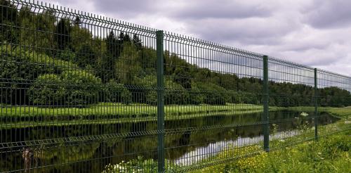 Современные заборы из 3D сетки: преимущества и особенности 03