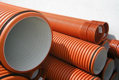 Как соединить канализационные пластиковые трубы. Разъемные варианты соединения 01