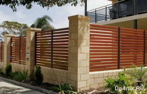 Виды забора для частного дома бюджетный вариант. Из чего бывают заборы 05