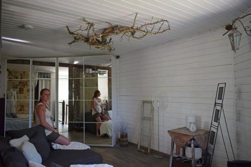 Как женщине построить ДОМ своими руками. Мать-одиночка своими руками построила ДОМ с нуля 