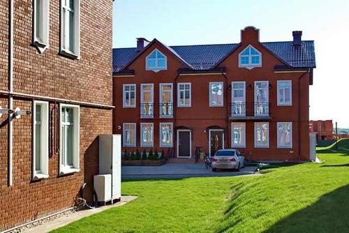 Из чего строить стены дома. Оцилиндрованное бревно 04