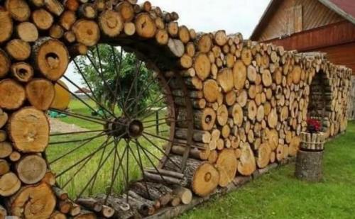 Бесплатный забор своими руками. Как сделать самый дешевый забор для дачи своими руками?