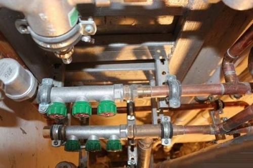 Замена стояка канализации без соседей. Когда собственники квартир могут выступать ответчиками в суде