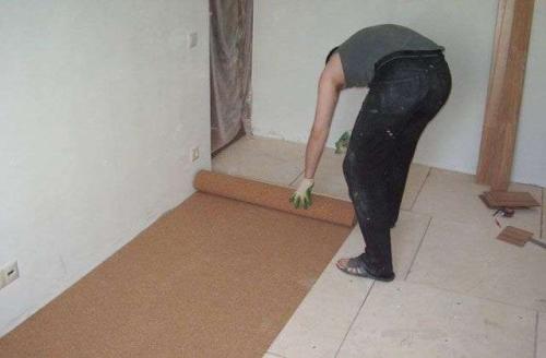 Укладка линолеума на фанеру. Подготовка материала 02