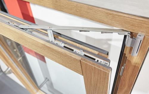 Как заменить фурнитуру на пластиковом окне своими руками. Устанавливаем фурнитуру своими руками 05