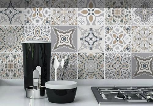 Как обновить фартук на кухне своими руками. Как обновить кухонный фартук, не сбивая плитку