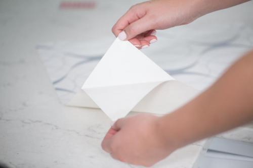 Чем заменить фартук на кухне вместо плитки дешево. Чем заменить керамическую плитку на кухонном фартуке 12