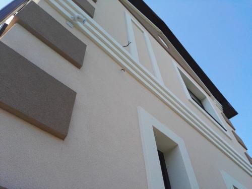 Экономное решение для вашего дома: облицовка фасада недорого 02 Экономное решение для вашего дома: облицовка фасада недорого 02