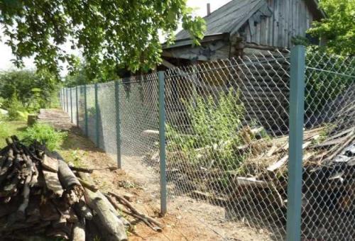 Идеи для забора своими руками. Забор из сетки-рабицы