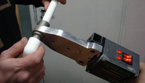 Пайка полипропиленовых труб большого диаметра. Необходимое оборудование для пайки