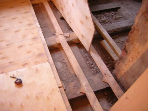 Укладка плитки на деревянный пол из досок по лагам своими руками. Подробная технология, как сделать правильно пол и уложить плитку