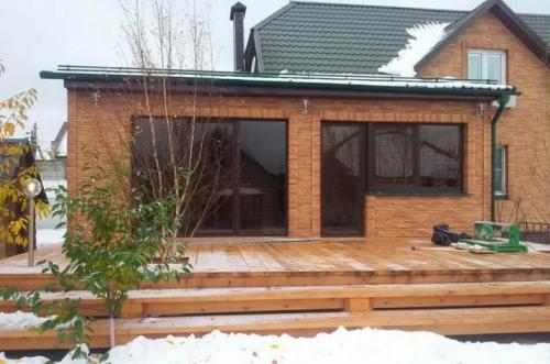 Пристройка к бане комнаты отдыха. Особенности 02