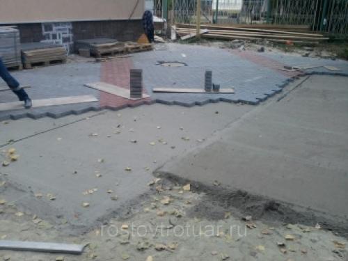 Как укладывать тротуарную плитку на песок с цементом. Укладка тротуарной плитки на песок с цементом своими руками 12