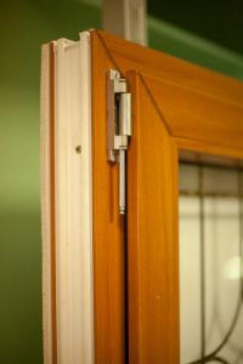 Замена фурнитуры окна. Что такое фурнитура пластикового окна 05