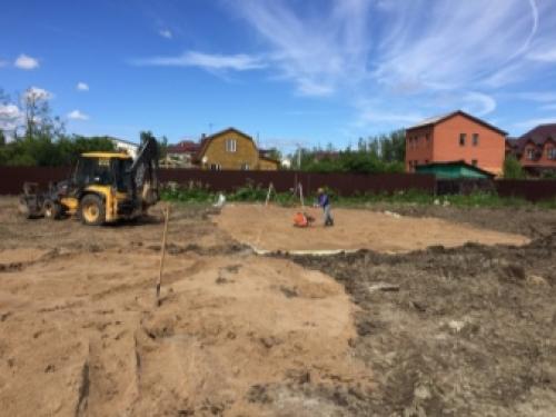 Нужно ли проливать песок перед укладкой тротуарной плитки. Укладка тротуарной плитки своими руками: пошаговая инструкция 06