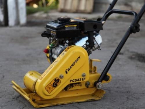 Нужно ли проливать песок перед укладкой тротуарной плитки. Укладка тротуарной плитки своими руками: пошаговая инструкция 09