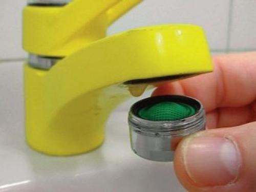 Пластмассовый кран для воды. Преимущества и недостатки 04 Пластмассовый кран для воды. Преимущества и недостатки 04