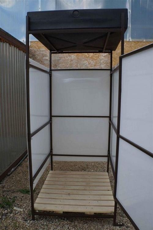 Душ на даче без водопровода. Разновидности летнего душа на дачу — советы по обустройству