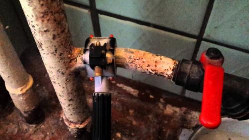 Пластиковые краны для воды, как перекрыть. Как поменять кран под давлением: как быстро и просто произвести замену поломавшегося крана