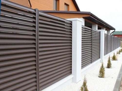 Бюджетный забор для частного дома. Дешевле не бывает: самый бюджетный забор