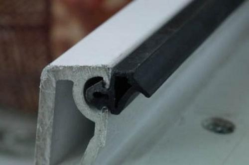 Устройство пластикового окна фурнитура. 04