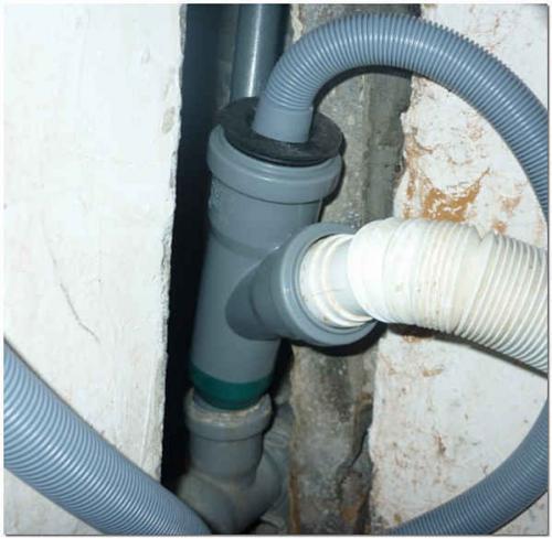 Слив для стиральной машины в канализацию. Как правильно подключить стиральную машину к канализации и организовать слив