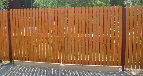 Дешевые заборы своими руками. Как построить недорогой забор для дачи или дома своими руками: разбираем пошагово 19