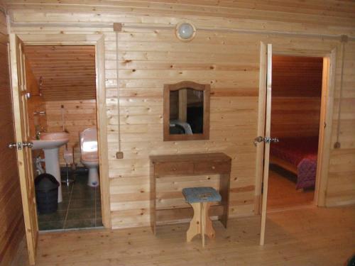 Какие особенности нужно учитывать при проектировании бани с душем и туалетом на даче. Почему возникают проблемы