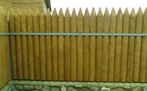 Забор на дачу эконом вариант своими руками. Металлические сетки 13