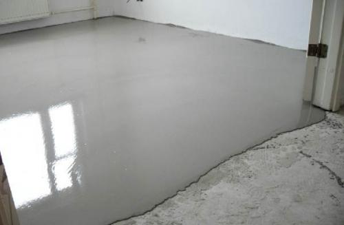 Наливной полимерный пол в квартире плюсы и минусы. Плюсы наличных полов