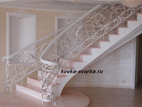 Кованые ограждения. Не путайте с заборами и перилами!