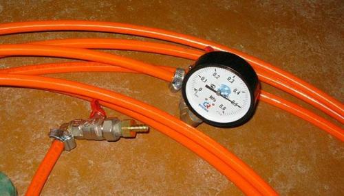 Как протестировать работу коллектора теплого пола из полипропилена. Опрессовка с использованием воды