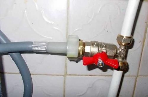 Кран для подключения стиральной машины к водопроводу. Как выбрать кран для стиральной машины