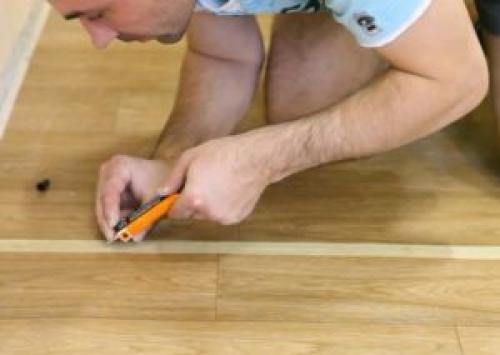 Клей для линолеума для стыков. Обзор лучших видов клея для стыков линолеума