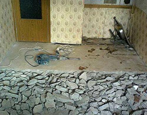 Разборка цементно-песчаной стяжки расценка. Во сколько обойдется демонтаж стяжки пола