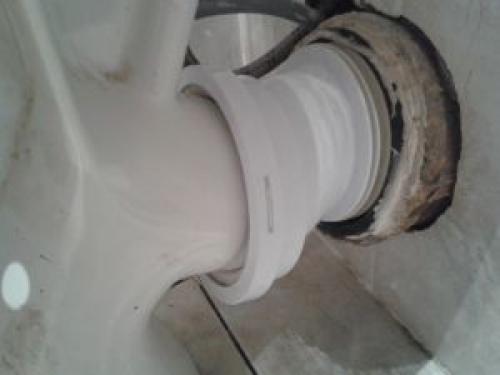 Соединение унитаза с канализацией из пластиковых труб. Соединение унитаза с канализационной трубой