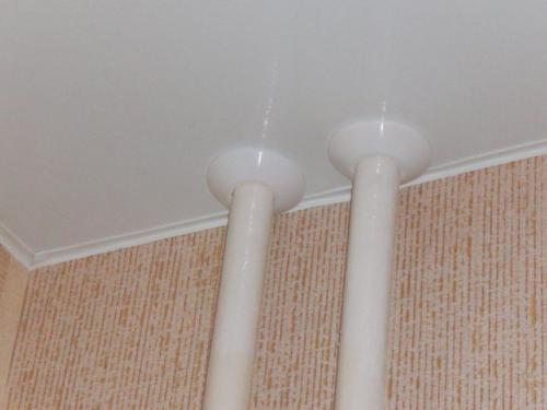 Заглушки на трубы пластиковые для ламината. Как красиво закрыть зазоры в ламинате вокруг труб отопления